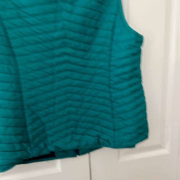 Talbots fleece lined vest size Large - Picture 2 of 3